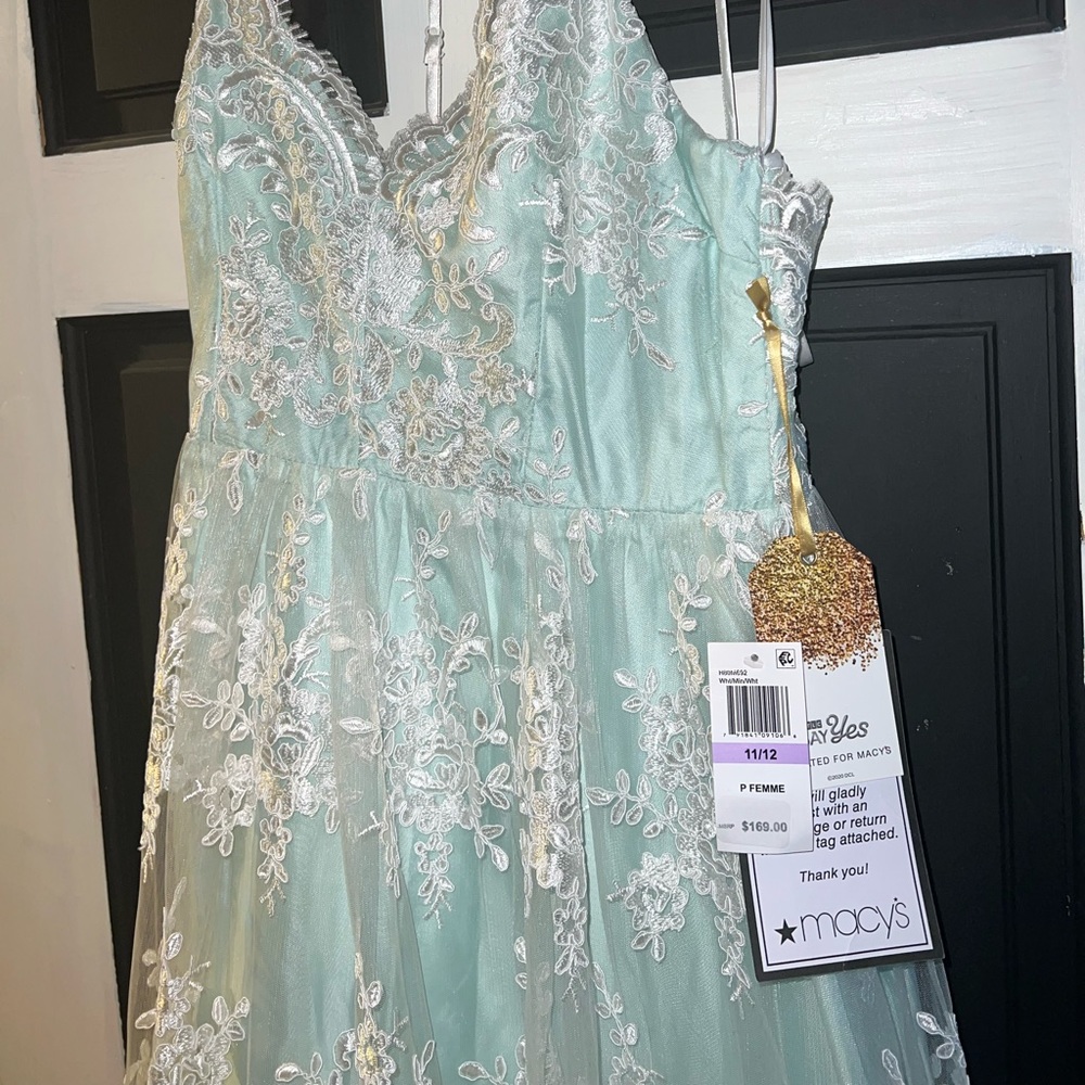 Prom dress size 11/12, Brand New, Never Worn